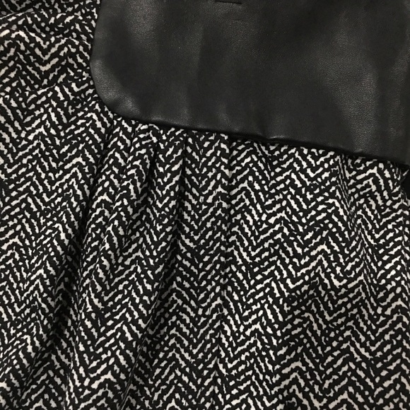 LENA Gabrielle LG herringbone skirt NWT size 14 - Picture 8 of 8